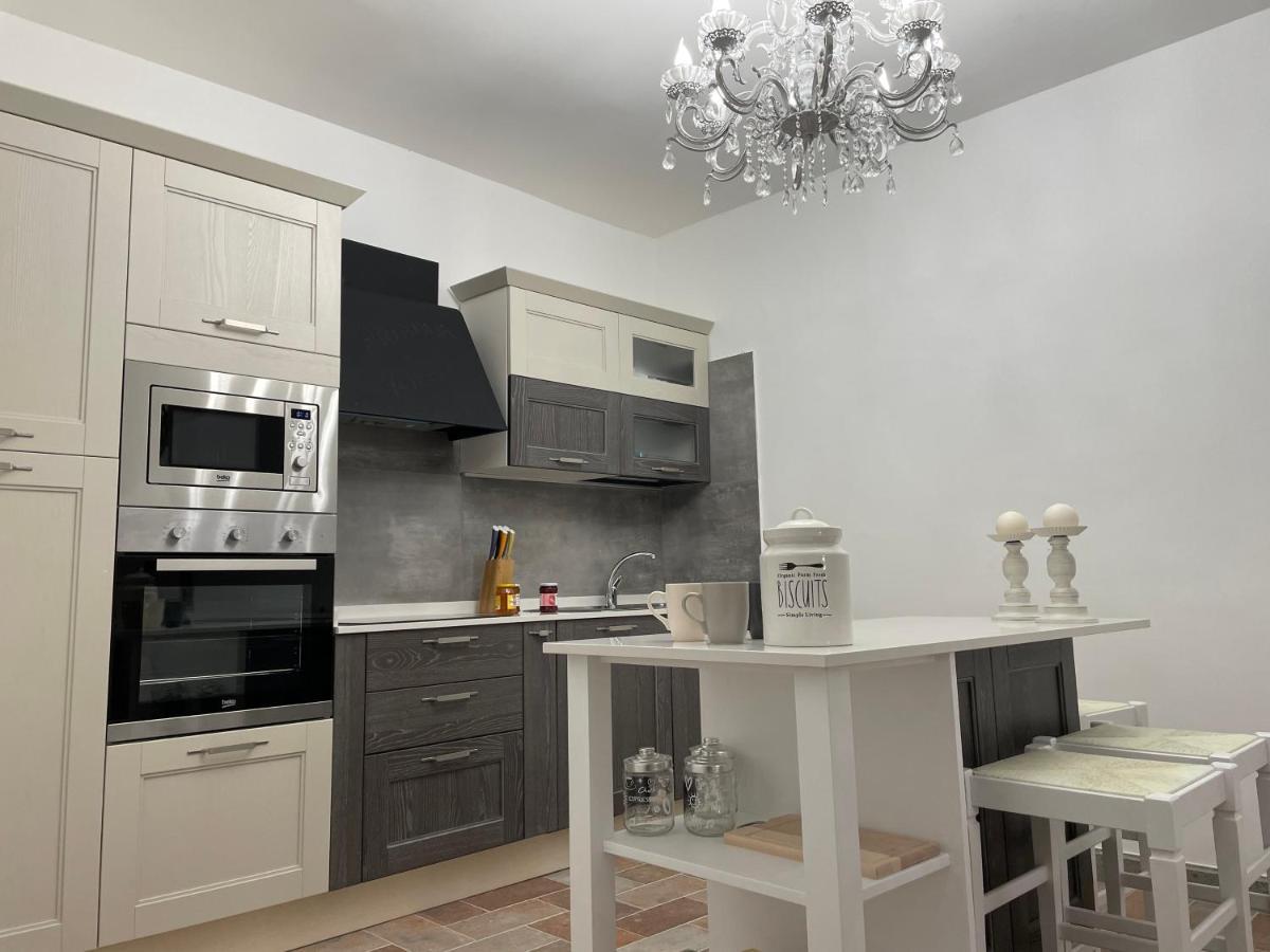 Luxury Villa Arianna Tarano Екстериор снимка