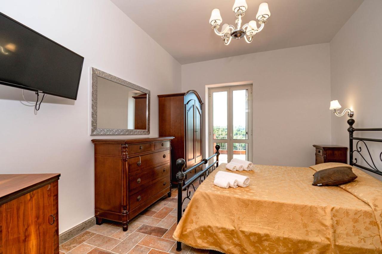 Luxury Villa Arianna Tarano Екстериор снимка