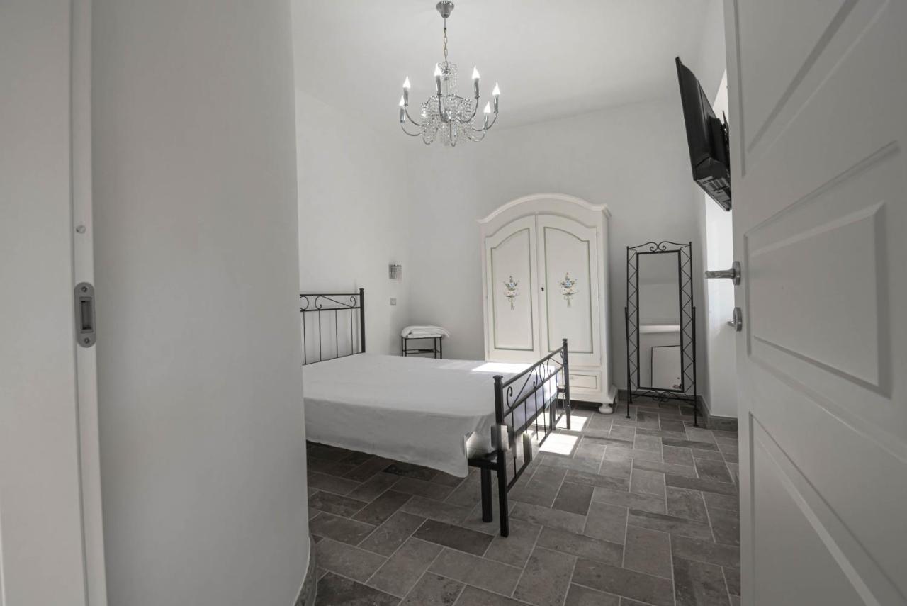 Luxury Villa Arianna Tarano Екстериор снимка