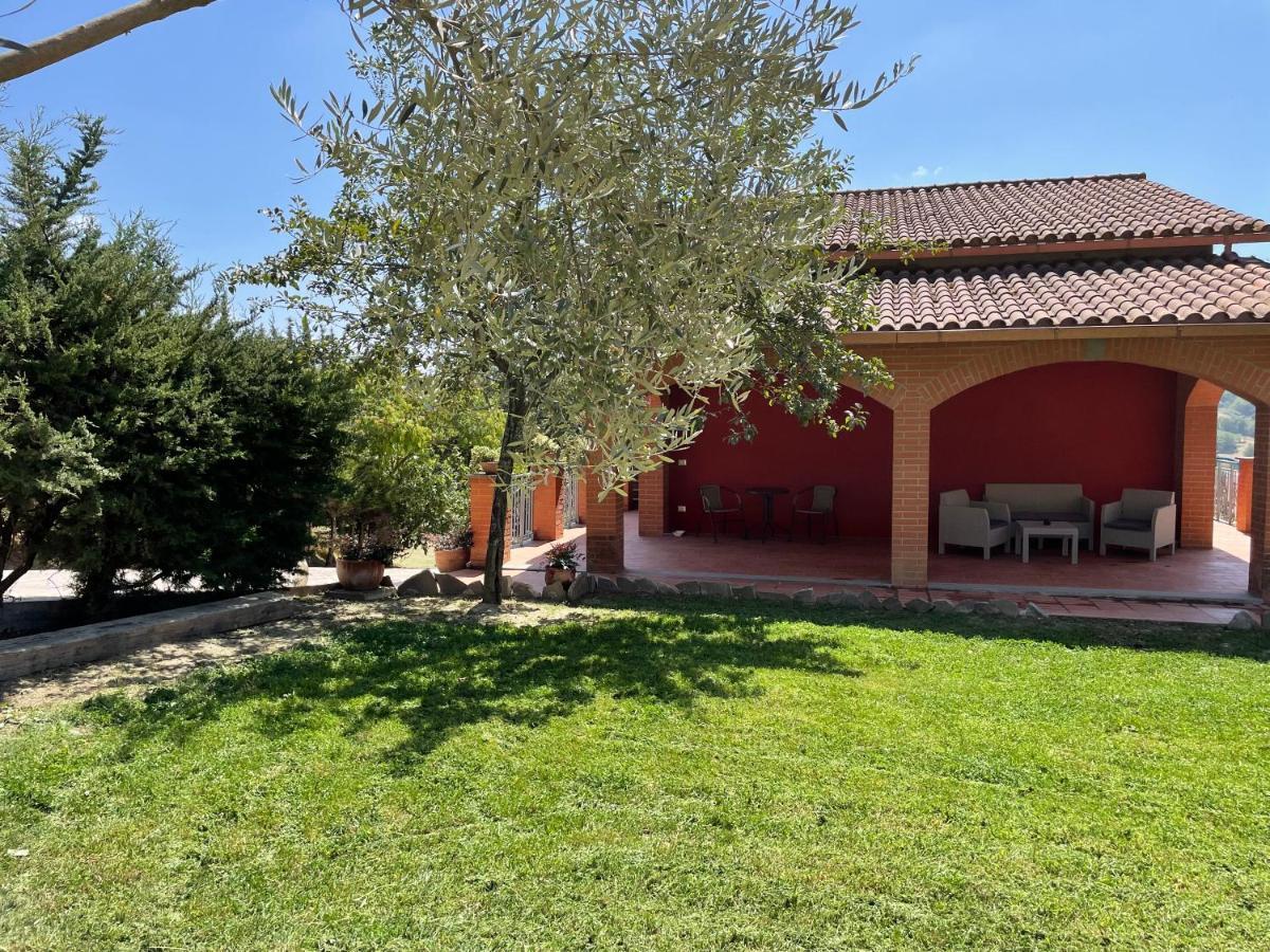 Luxury Villa Arianna Tarano Екстериор снимка