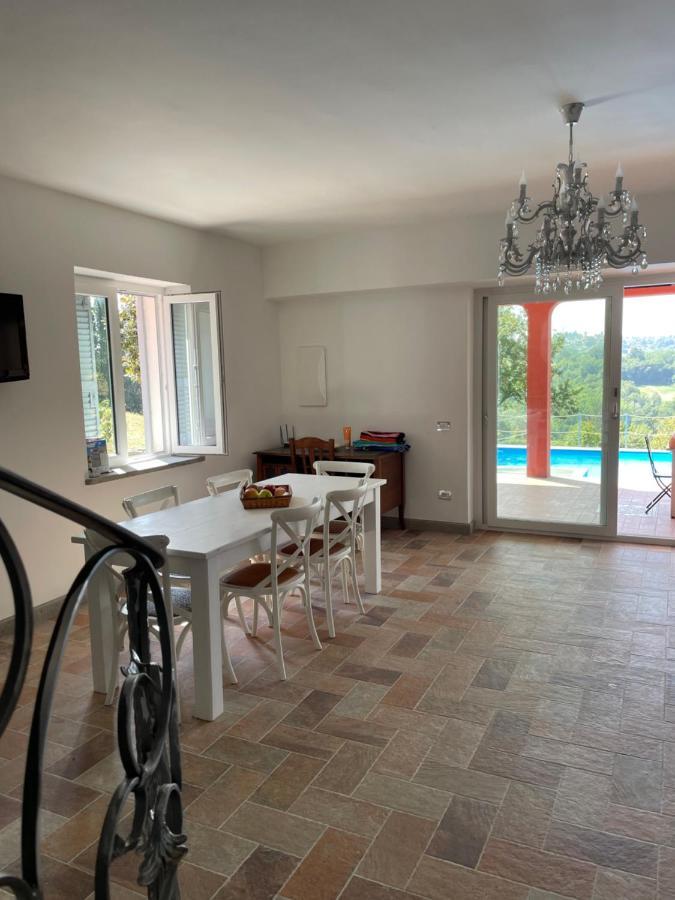 Luxury Villa Arianna Tarano Екстериор снимка