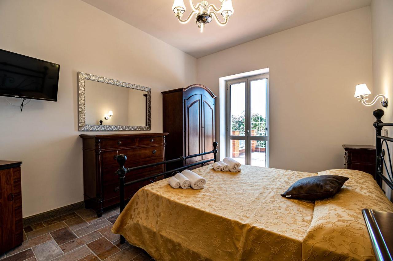 Luxury Villa Arianna Tarano Екстериор снимка